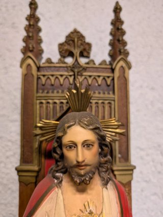 Sagrado Corazón entronizado antiguo