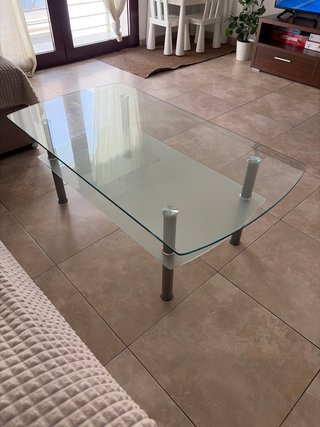 Mesita de salón de cristal