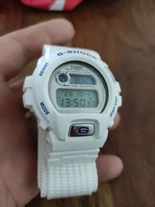 Relojes Casio G-Shock y Baby-G Blancos