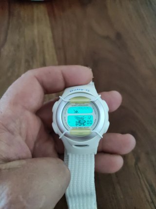 Relojes Casio G-Shock y Baby-G Blancos