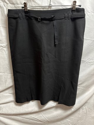 Falda negra Mango talla 44