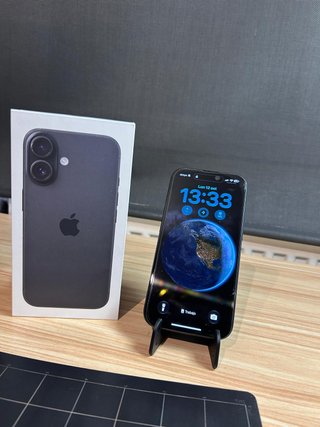 iPhone 16 Negro Espacial