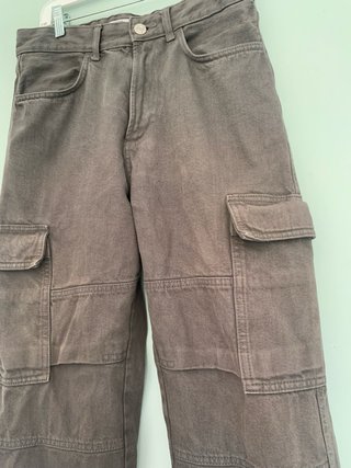 Pantalones cargo Bershka gris
