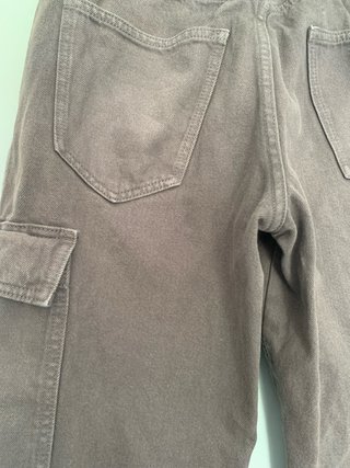 Pantalones cargo Bershka gris