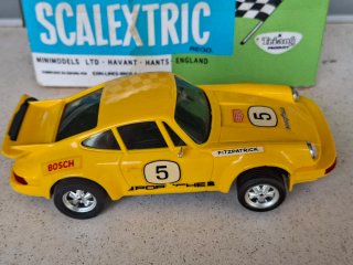 SCALEXTRIC PORSCHE 911 CARRERA RS