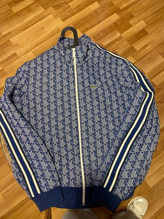 Chándal Lacoste Azul edición bloque urbano