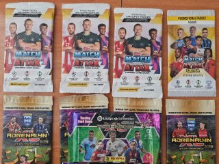 Lote de 14 sobres de cromos de fútbol