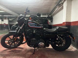 Harley-Davidson Sportster Iron 1200 (A2)