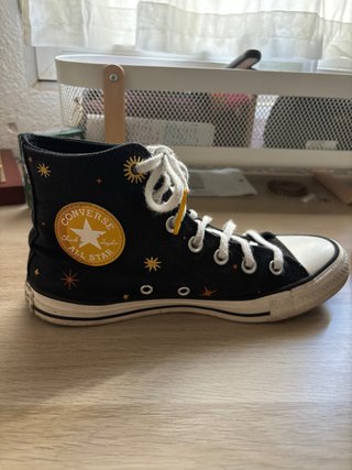 Zapatillas Converse Negras con estrellas