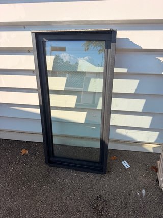 Ventana fija negra