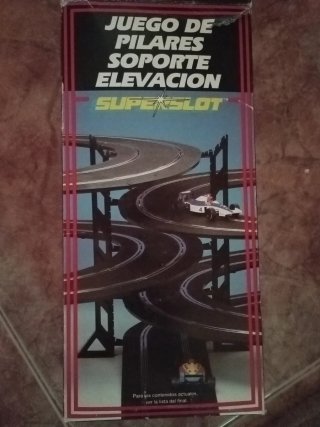 Scalextric. Juego de Pilares Soporte Elevación Sup