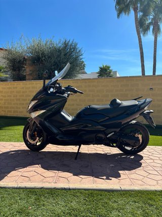 Yamaha T-MAX 500