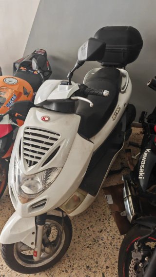 Kymco bet&win 250