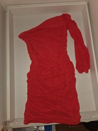 Vestido rojo fiesta asimétrico