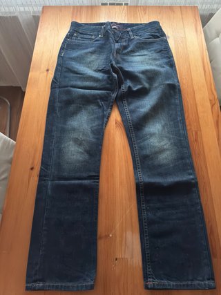 Pantalón nuevo Tommy Hilfiger T.38