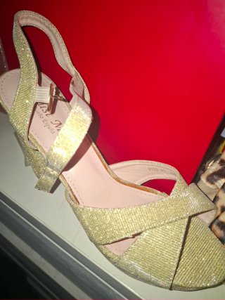 Zapatos de fiesta dorados Just Nice talla 41