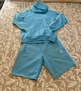 Conjunto Adidas Sudadera y Pantalón Corto Azul