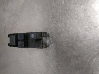 Mando elevalunas delantero izquierdo NISSAN MICRA