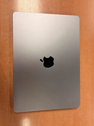 MacBook Air M2 13.6 8GB RAM 256GB SSD