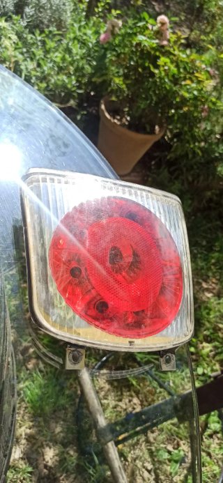 Luz trasera Vespa GT Granturismo 125/200