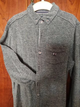 Camisa de niño gris