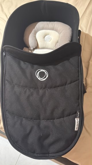 Carrito de bebé Bugaboo negro