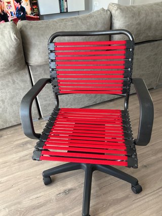 Silla de oficina con bandas elásticas