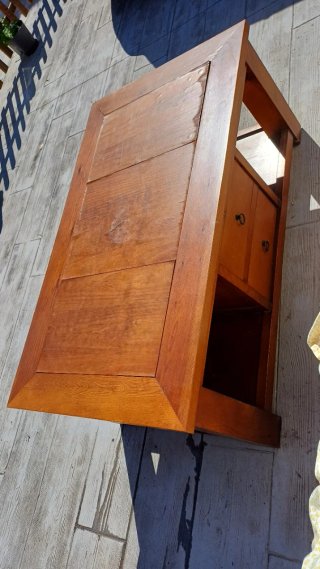 Mesa de Centro de Madera con Cajones