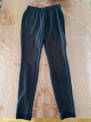 Pantalón de chándal negro básico