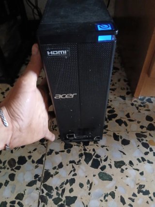 PC Sobremesa Acer X1430 8GB RAM 1TB HDD