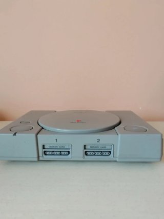 Sony PlayStation 1 (SCPH-7002)