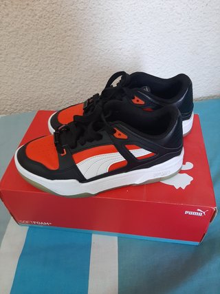 Zapatillas Puma Negras y Naranjas