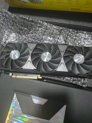 Zotac RTX 3070 Ti Trinity OC