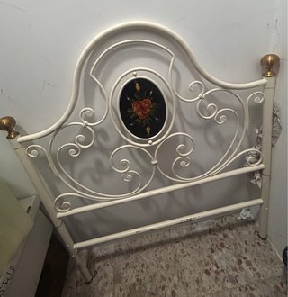 Cabecero antiguo