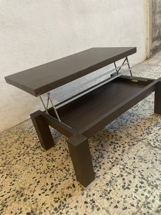 Mesa de centro elevable marrón