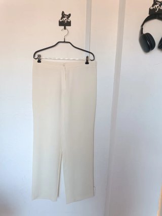 Pantalón beige talla 46