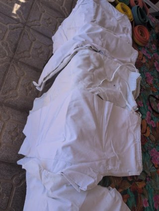 4 Trajes de Judo, Cintos y Guantes Distintas talla