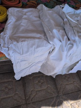 4 Trajes de Judo, Cintos y Guantes Distintas talla