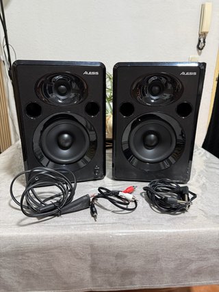 Pareja de Altavoces Alesis Elevate 5 MKII