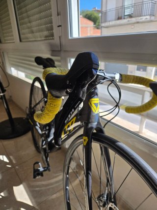Bicicleta de Carretera Carbono GT