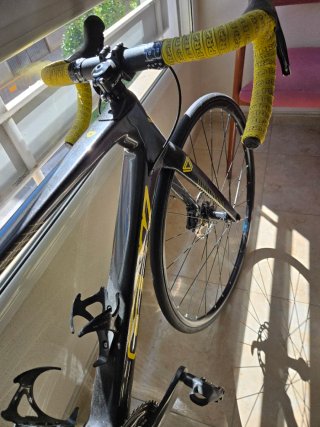 Bicicleta de Carretera Carbono GT