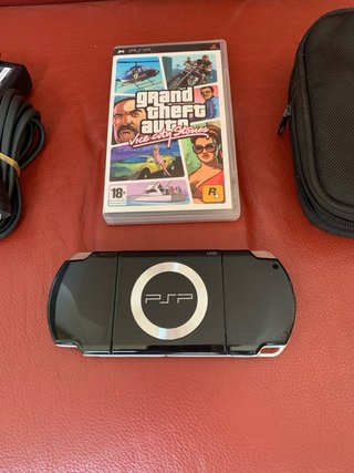 PSP 1000 Nero + Gioco GTA Vice City Stories