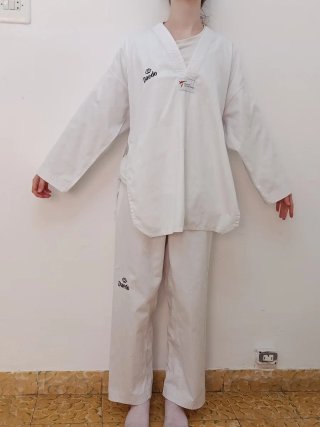 Dobok (Uniforme) de Taekwondo Daedo