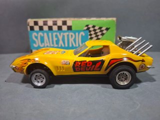 SCALEXTRIC CHEVROLET CORVETTE AMARILLO