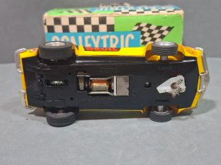 SCALEXTRIC CHEVROLET CORVETTE AMARILLO