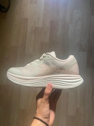 Zapatillas Running Beige y Rosa