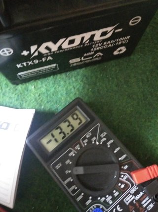 Batería Kyoto KTX9-FA 12V 8Ah AGM