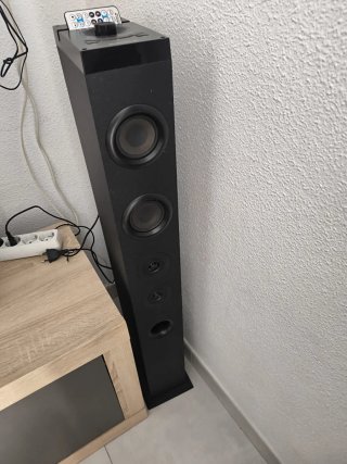 Barra de sonido tipo torre
