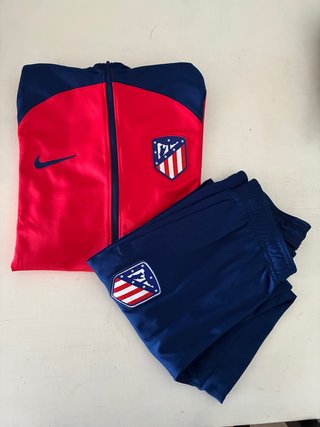 Chándal Atlético de Madrid Nike Talla XL niño