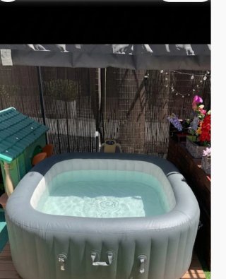 Jacuzzi Hinchable 4-6 Personas Gris